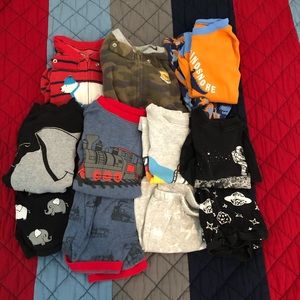 PJs for days! Bundle (7!) size 3 pj sets